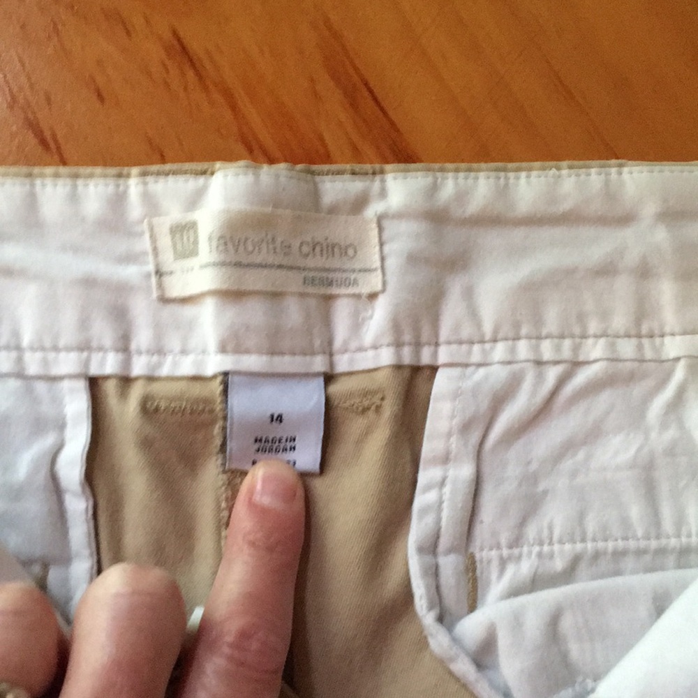 Gap Bermuda shorts Sz 14 - Picture 2 of 3
